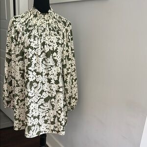 Floral Print dress with Long Sleeves